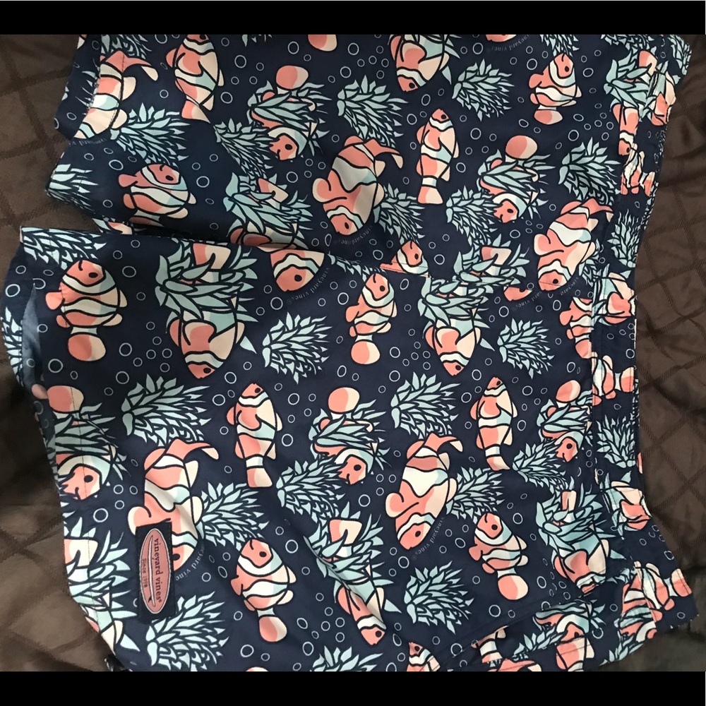 Vineyard Vines swim trunks. Size XL.